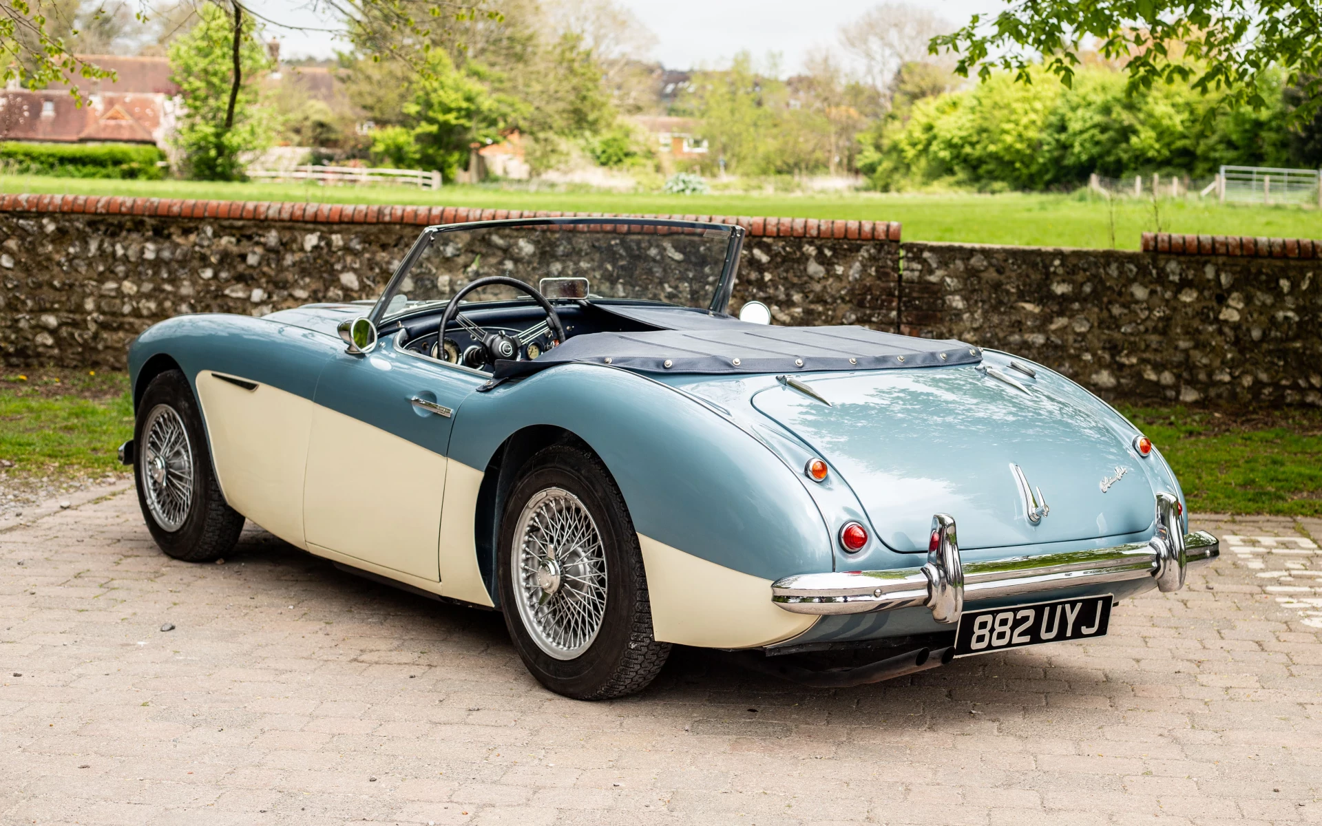 1957 Austin-Healey 100/6 BN4