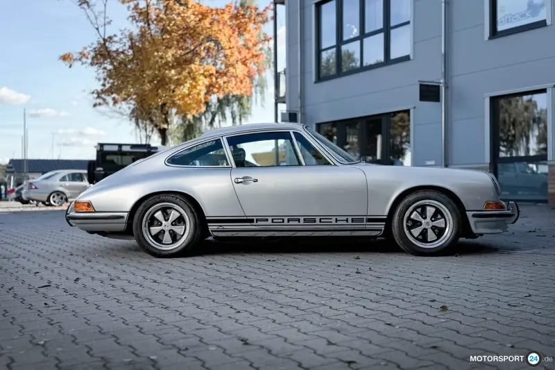 Porsche 911 2.2 S