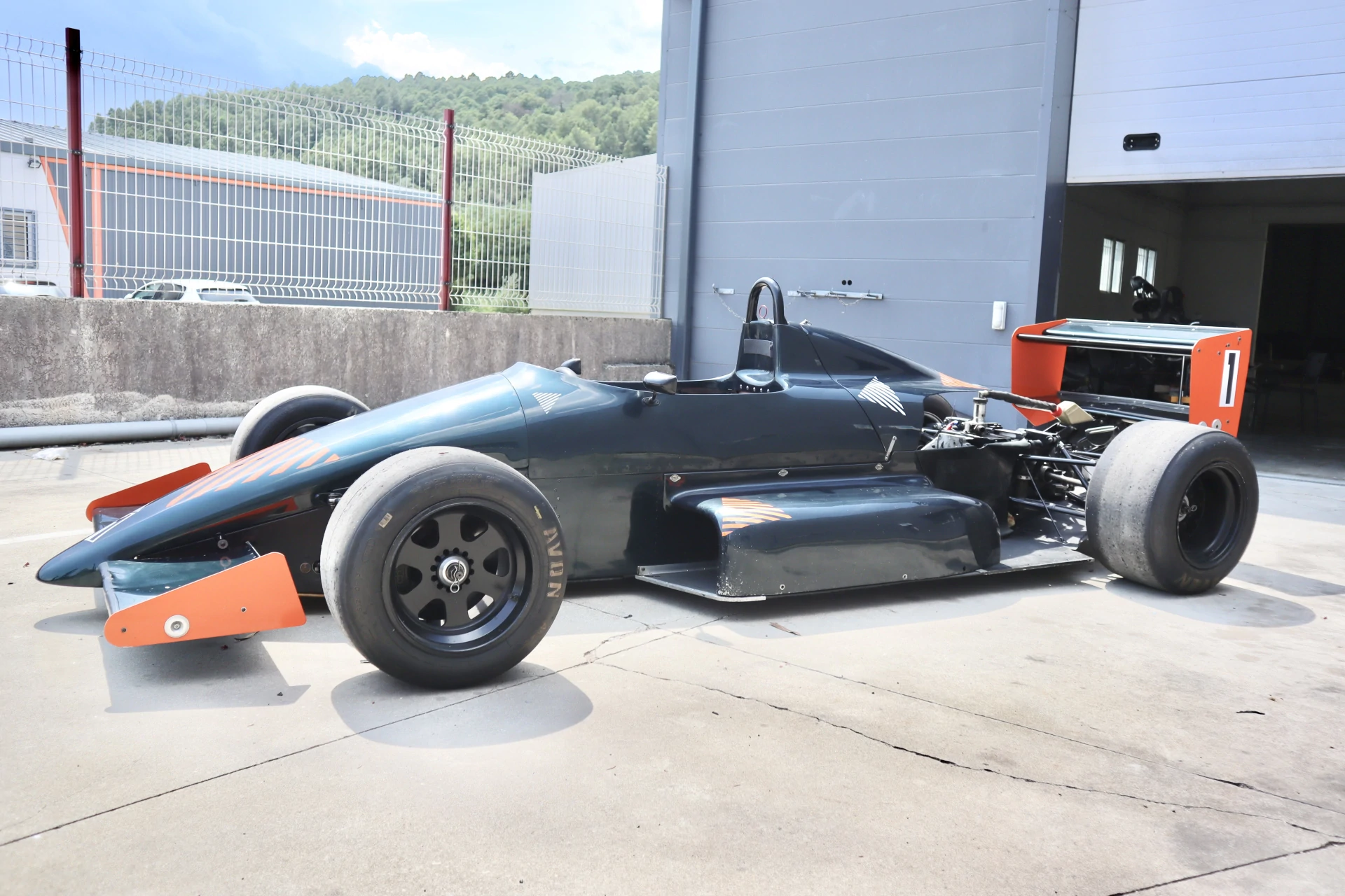 1988 Ralt RT32 chassis with Hewland MK9 gearbox – photo 3
