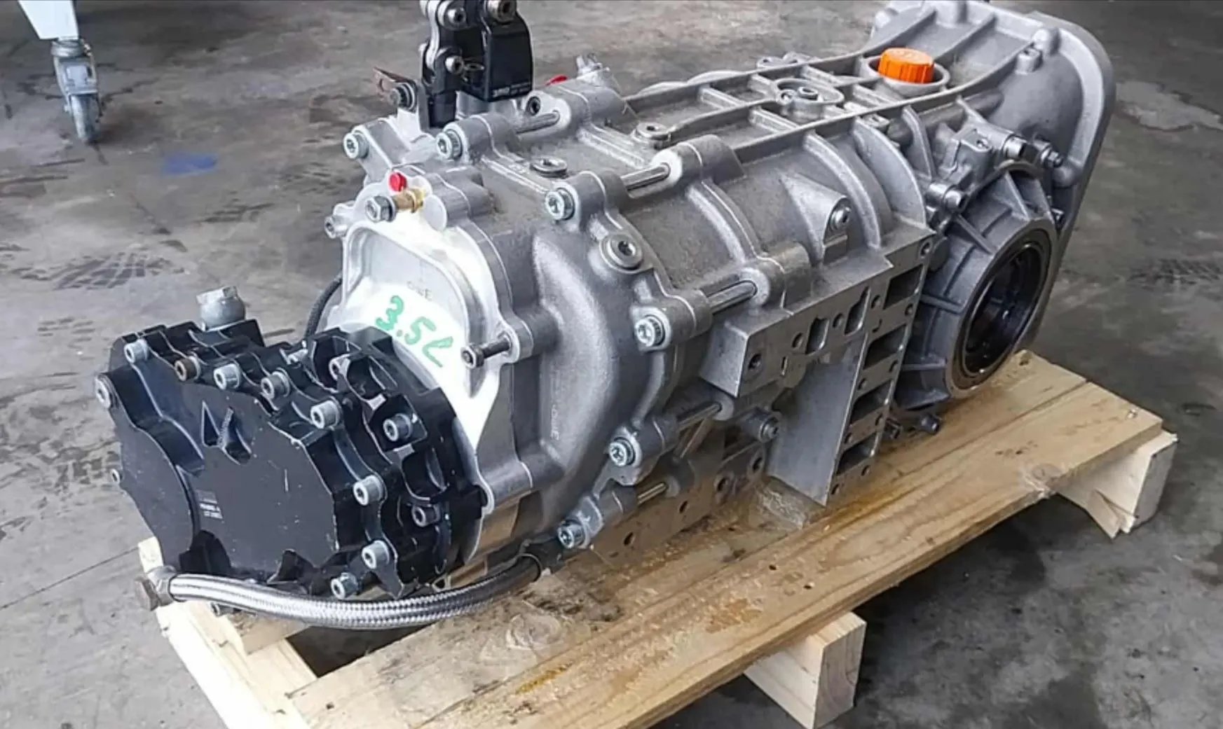 3mo gearbox and axle – photo 1