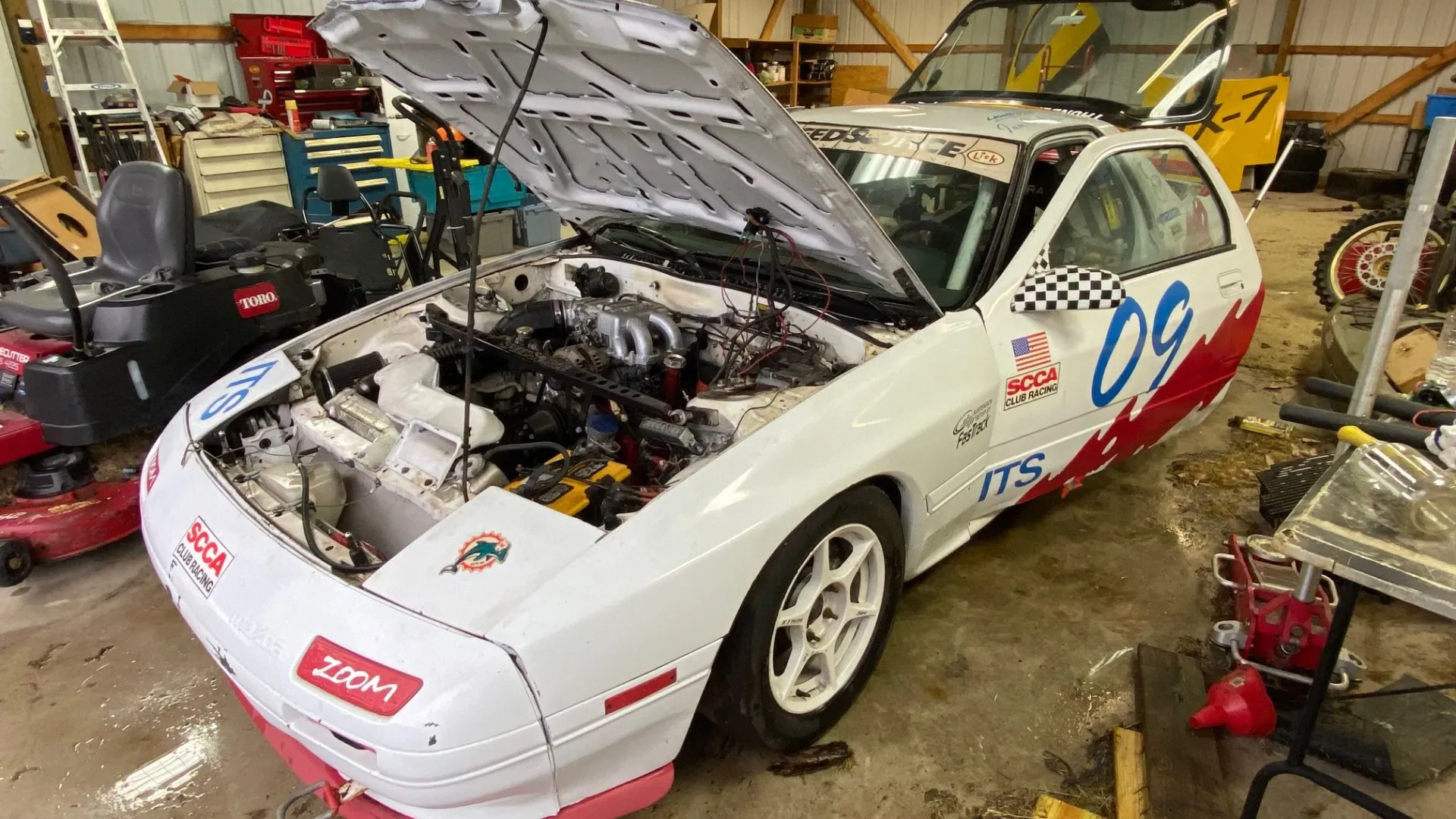 Mazda RX-7 de 1986 construite par Speedsource, catégorie ITS – photo 3