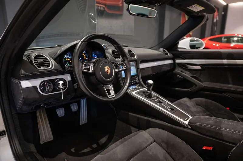 PORSCHE 718 SPYDER 4.0I