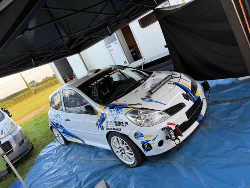 Clio f 2000/14