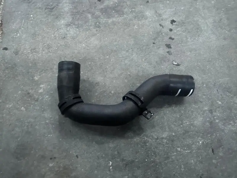 Durite vase expansion Porsche Cayman GT4 RS 98110627500