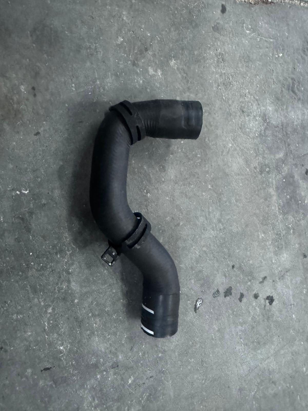 Durite vase expansion Porsche Cayman GT4 RS 98110627500