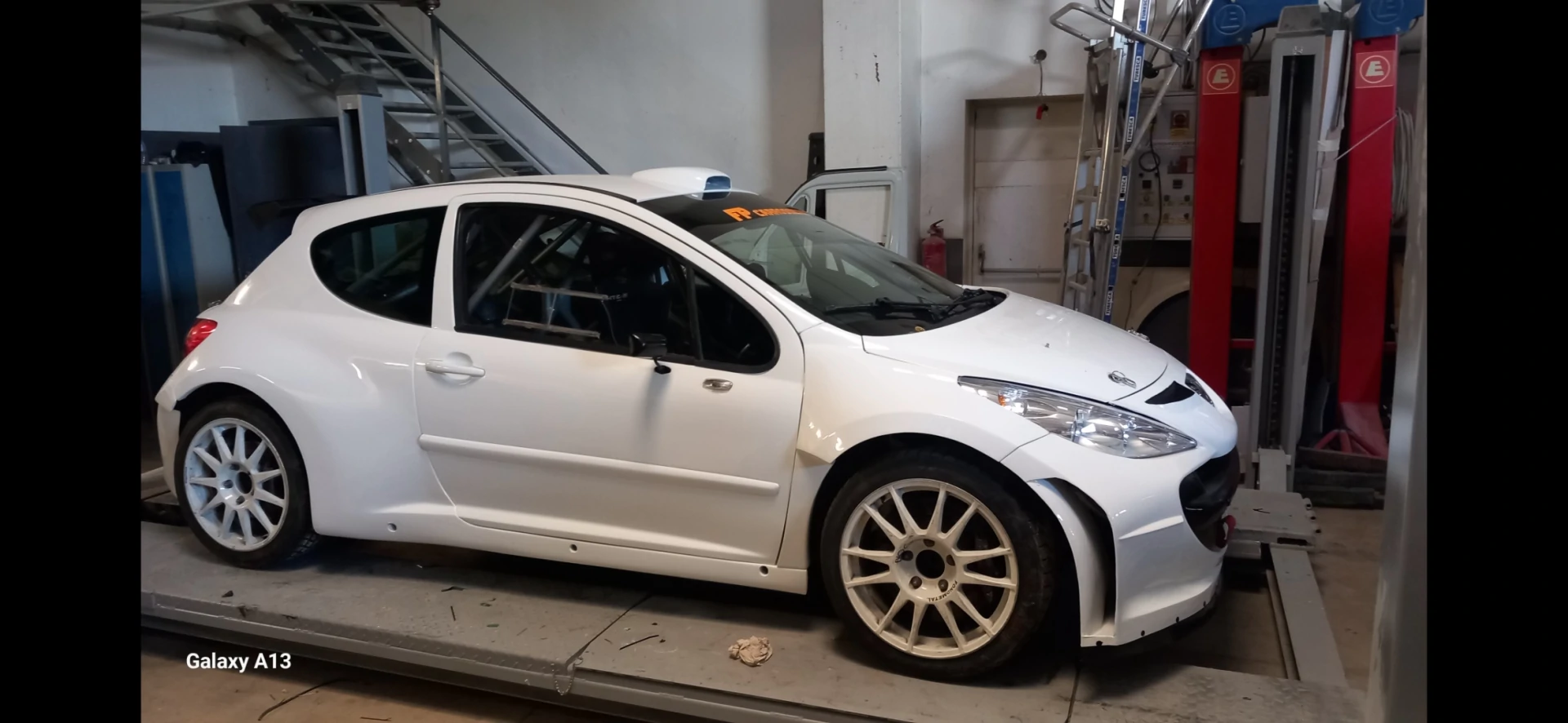 Peugeot 207 S2000