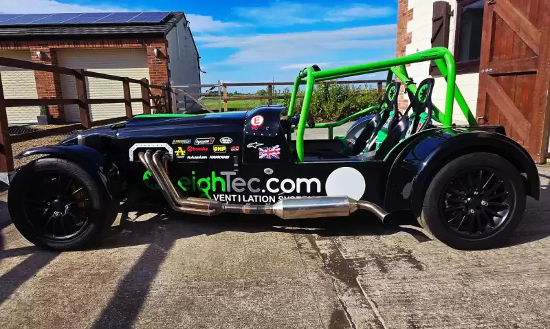 Luego/ Comme Caterham 7