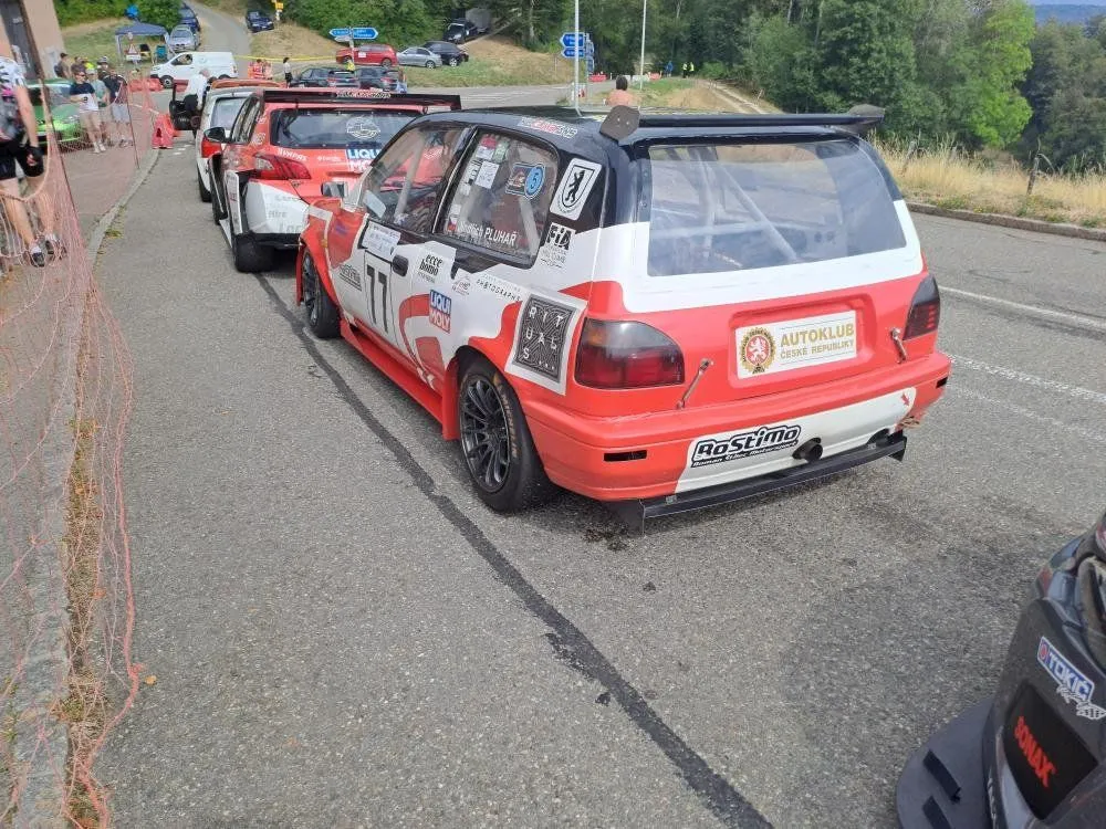 Nissan Sunny N14 GTI – Voiture de course de côte FIA EHC, Groupe 5 – photo 2