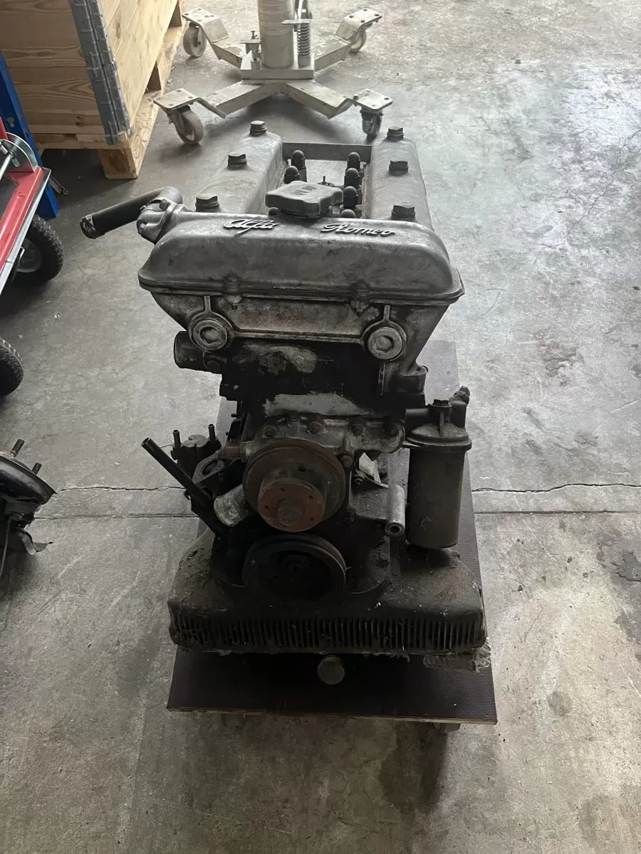 Alfa Romeo 1750 Nord engine