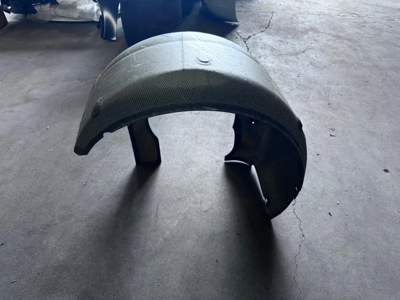 Protection d’aile arrière droite Porsche 991 GT3 R - 9915045967B