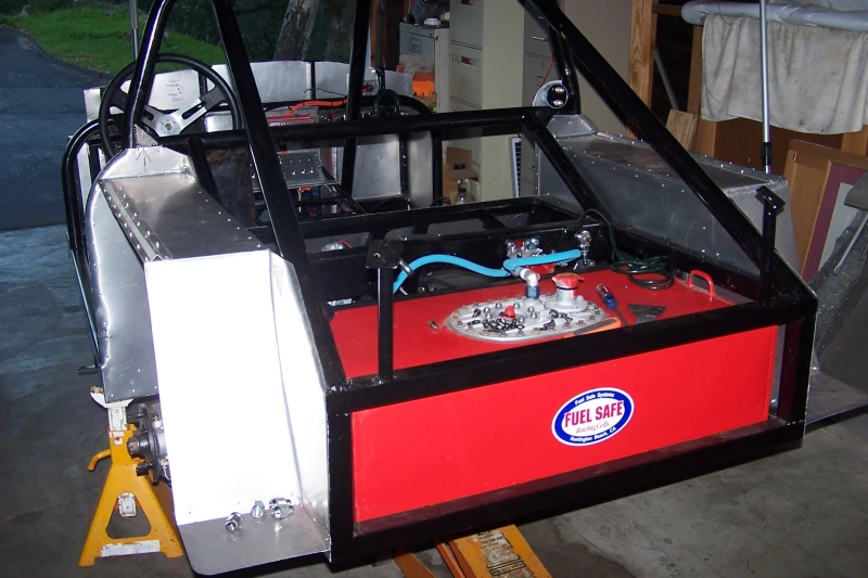 Vintage Racing - 1957 Victress C2 Coupe