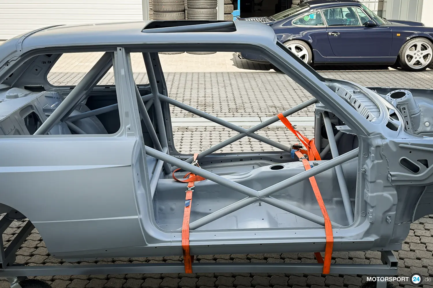 BMW E30 M3 DTM Replica Chassi Certificat FIA – photo 3