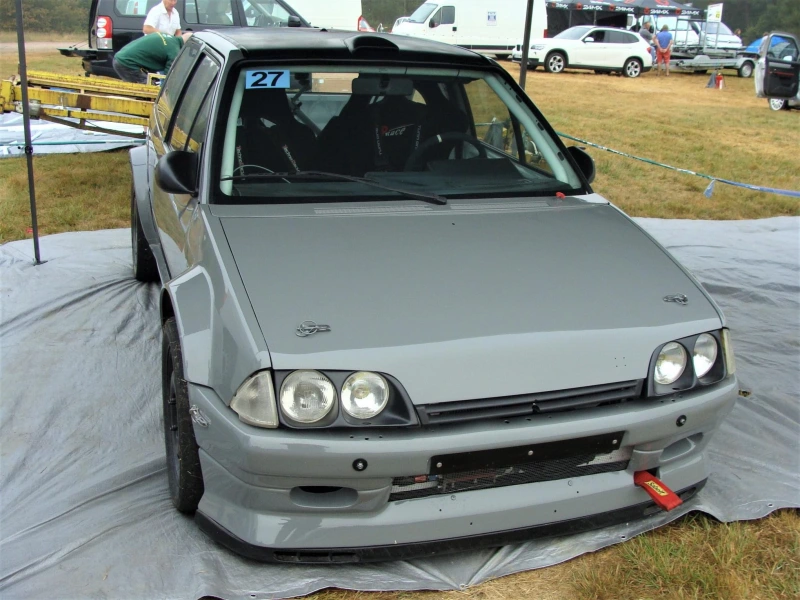 Vends AX F2000