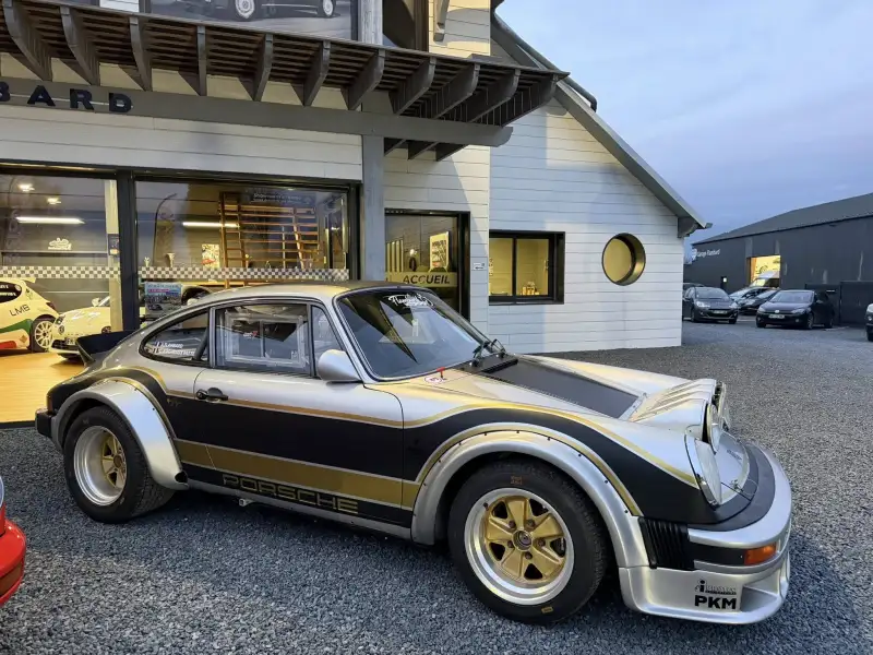 PORSCHE 911 3.0sc Maxi GR.4
