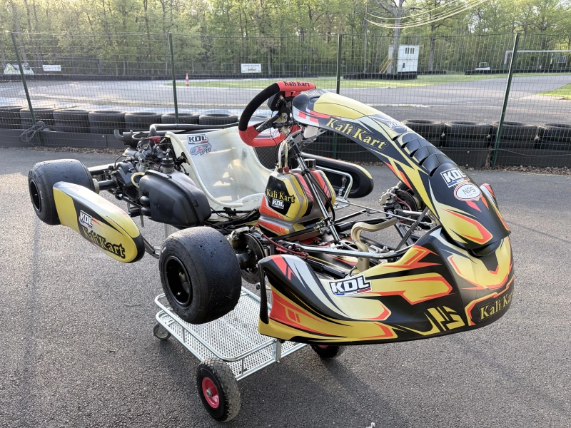 Second-hand Kalikart chassis with Rotax DD2 engine