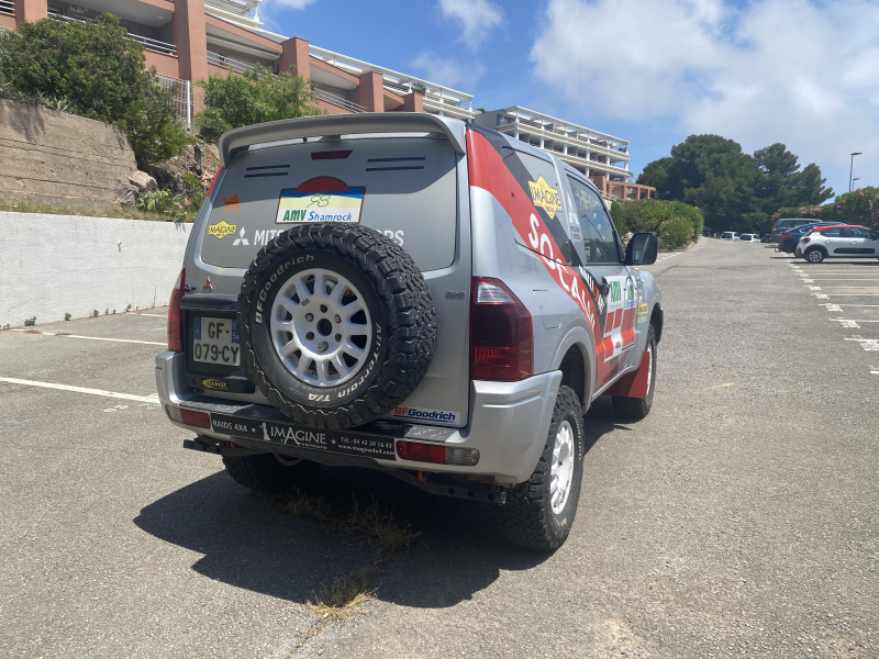 Mitsubishi Pajero 3.2DID court 2003