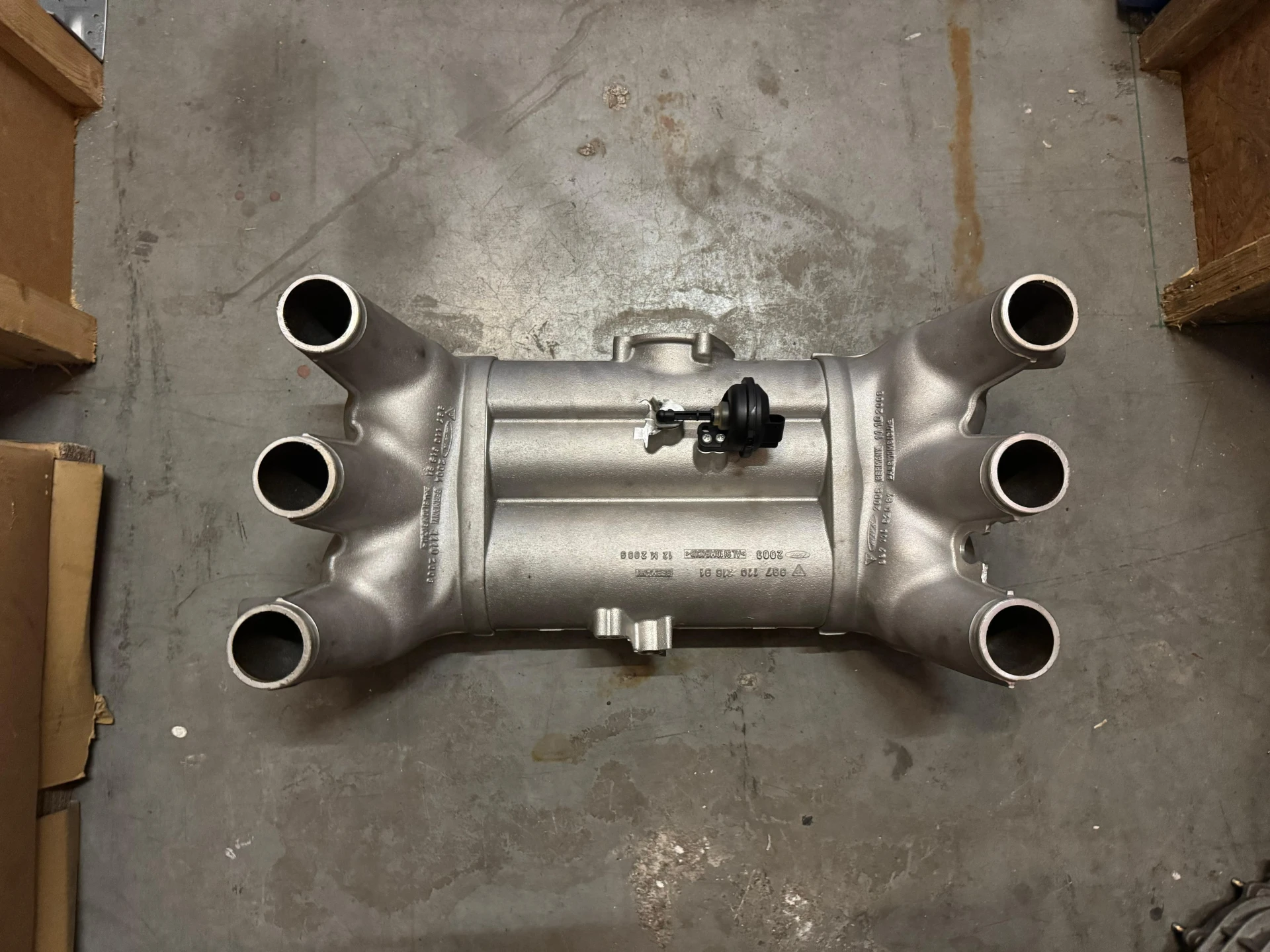 Porsche inlet manifold – photo 3