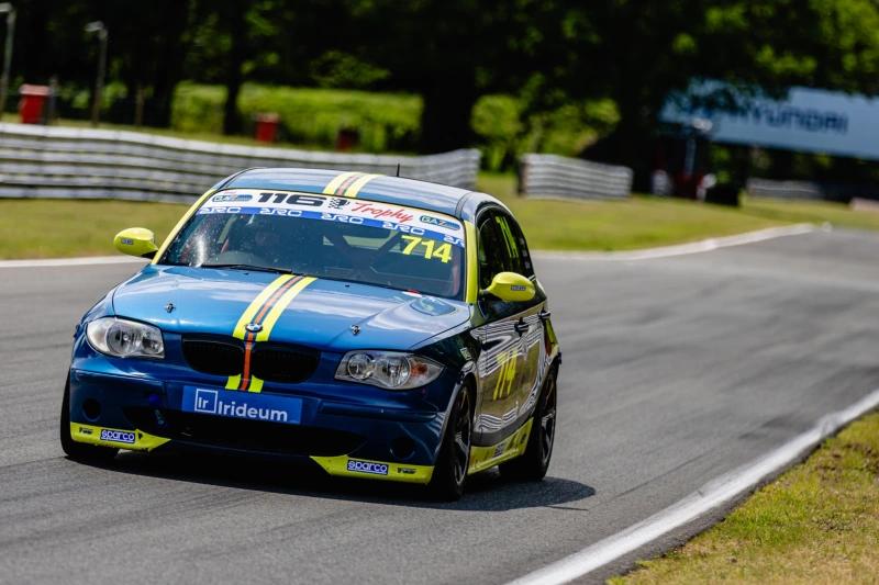 Une superbe voiture pour les journées sur circuit – 116 Sprint / Trophy Car à vendre !