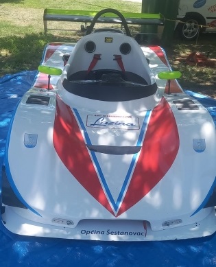 Global GT light