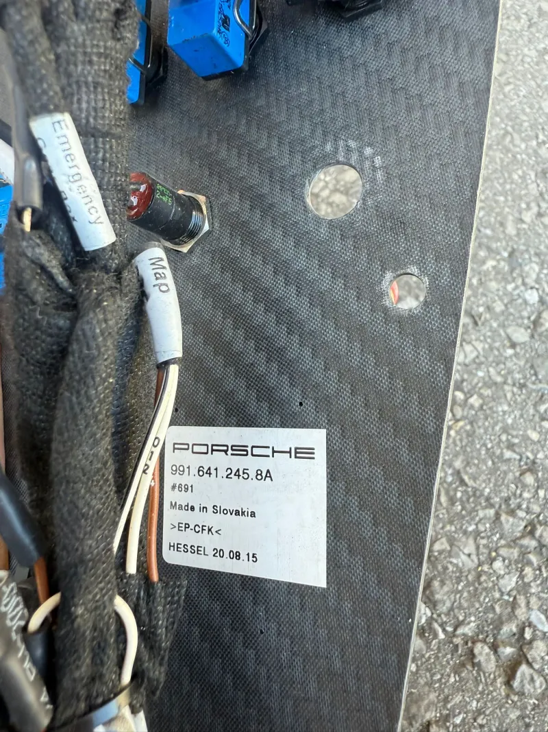 Carbon centre console plate Porsche 991 Cup - 9916412458E