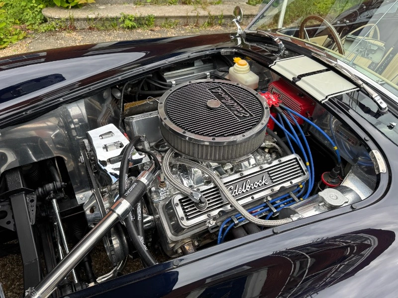 Cobra by DAX, châssis De-Dion, V8 6.3 Stroker