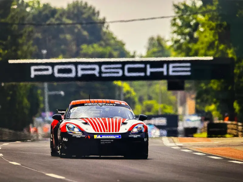 PORSCHE 718 cayman GT4RS CLUBSPORT (2024)