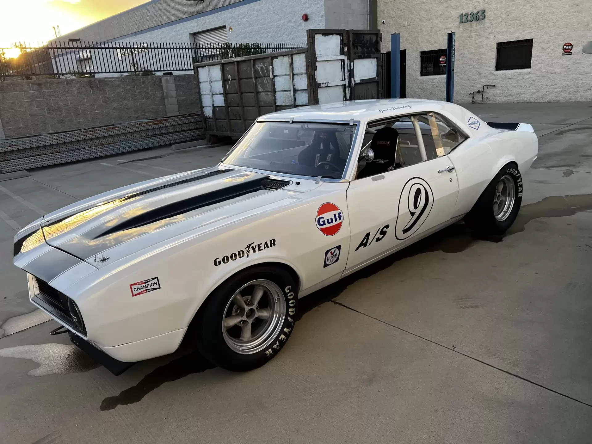 Camaro Trans-Am 1967 La "A-Sedan" n'a pas lésiné sur les moyens