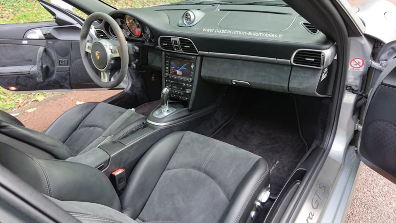 Rare PORSCHE 997 GTS - Cuir & Alcantara avec seulement 66Mkms