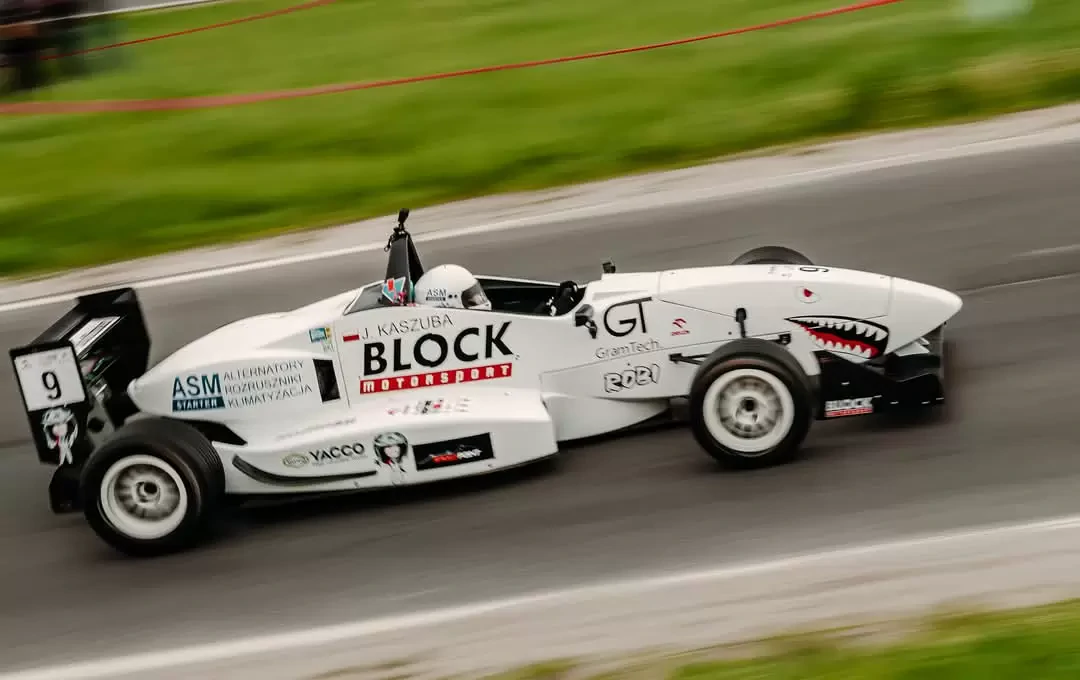Formule F3 Alfa Romeo FR 02 – photo 4