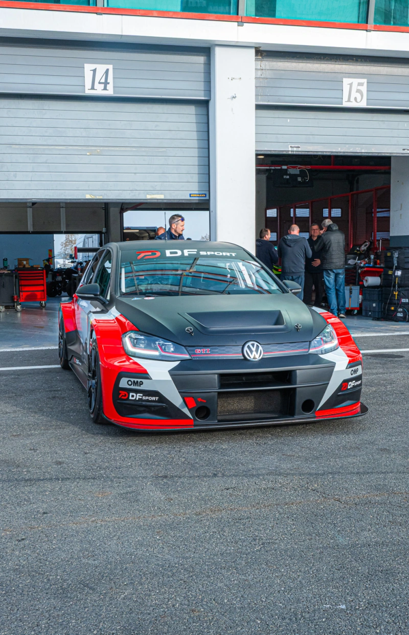 500 Nocturnes en GOLF TCR Anneau Du Rhin 26 Septembre