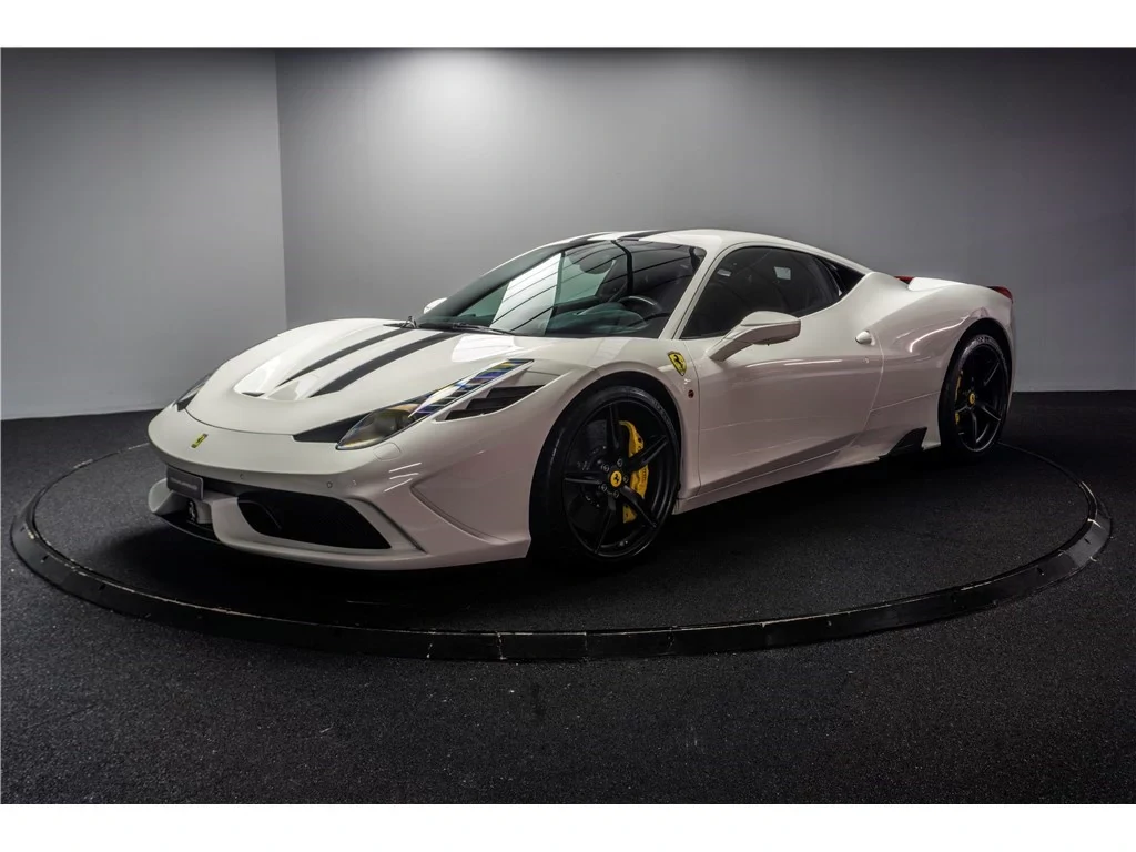 FERRARI 458 SPECIALE