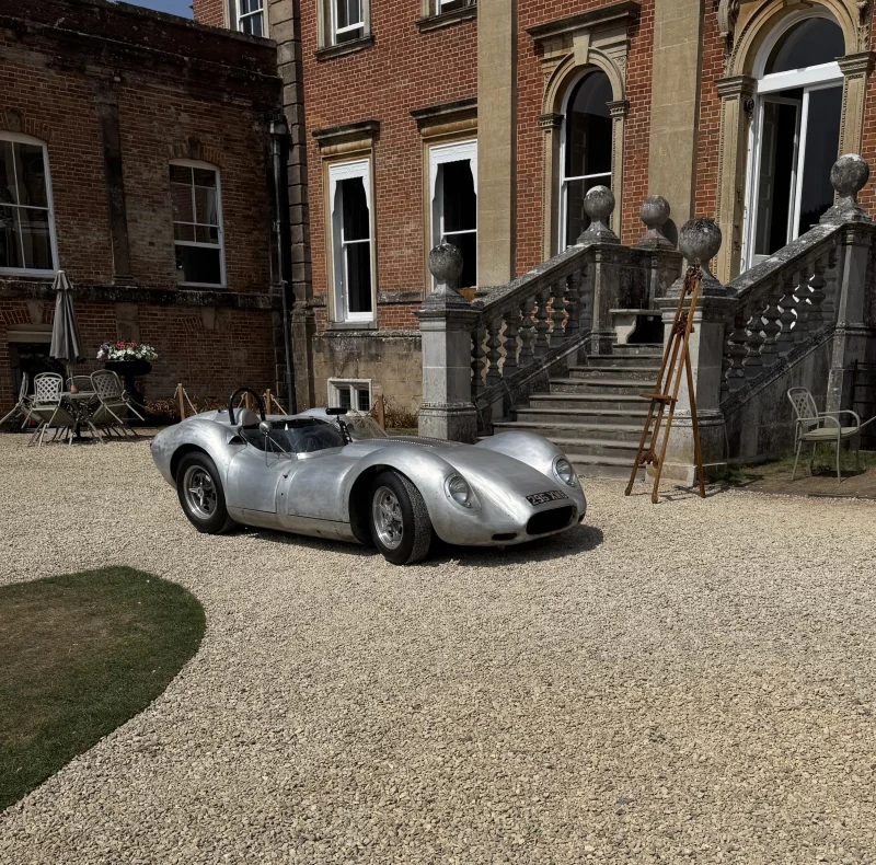 Lister knobbly tool room