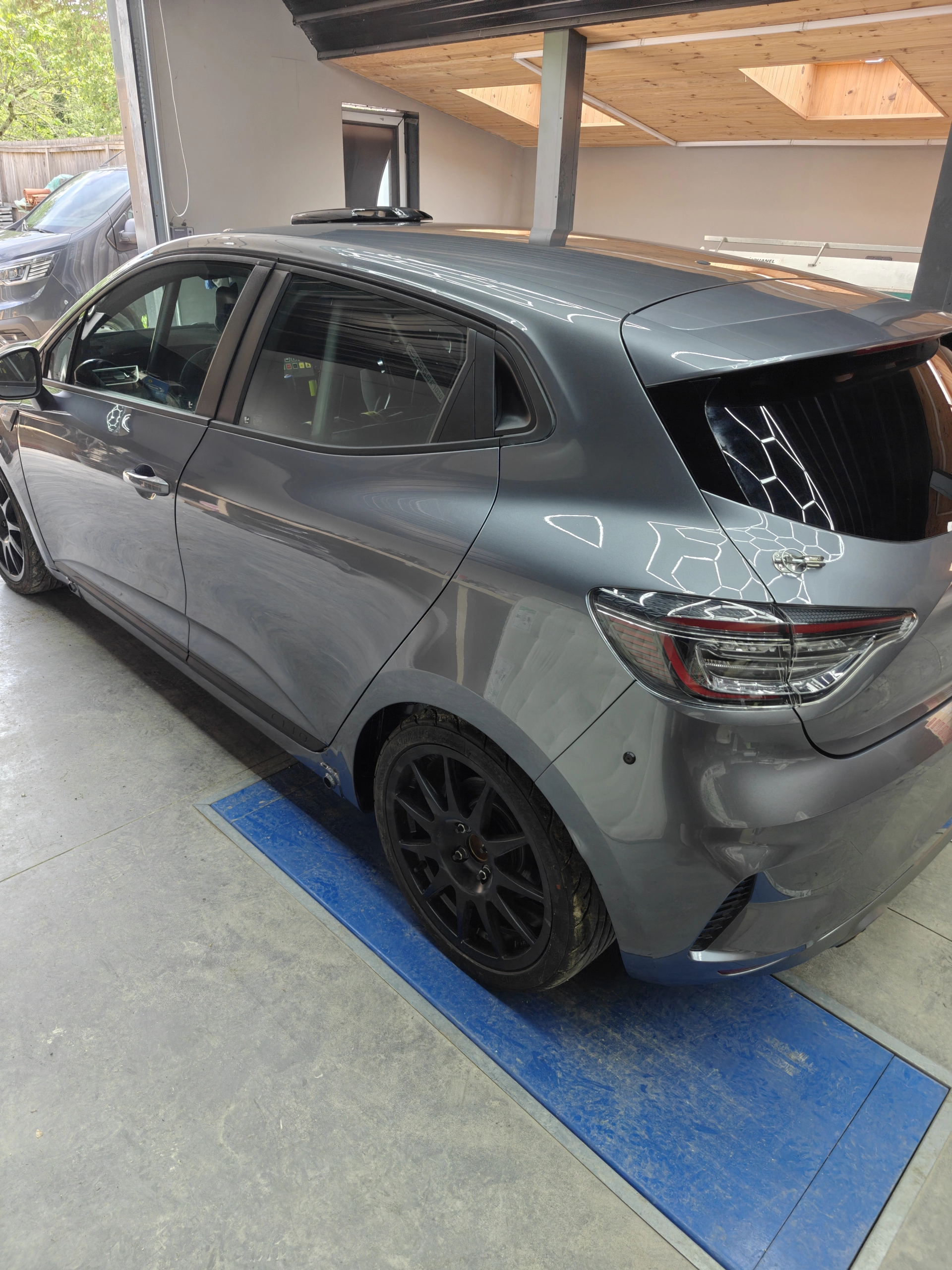 Clio Rally 4 2025 490 km RC4 – photo 2