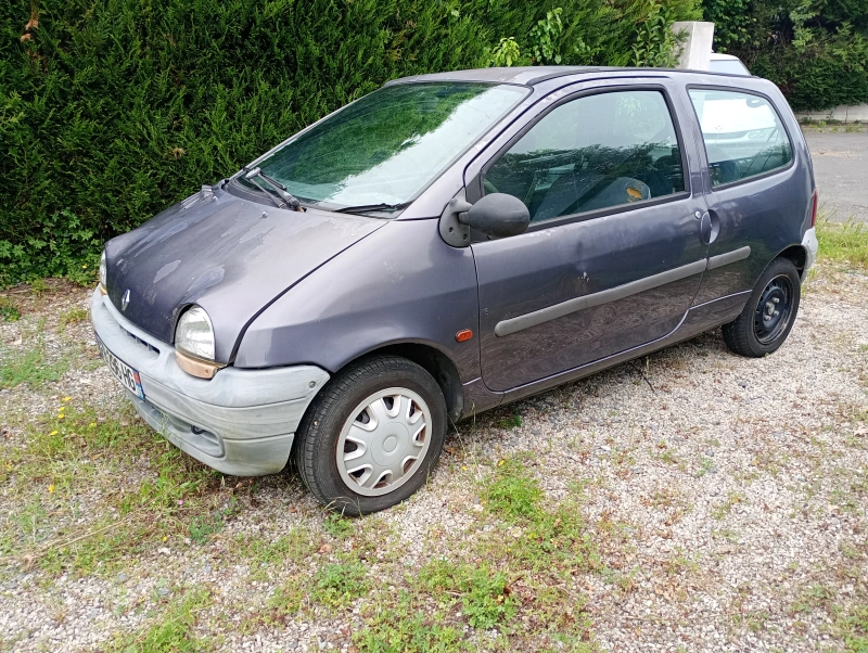 Twingo 1998 for parts or preparation