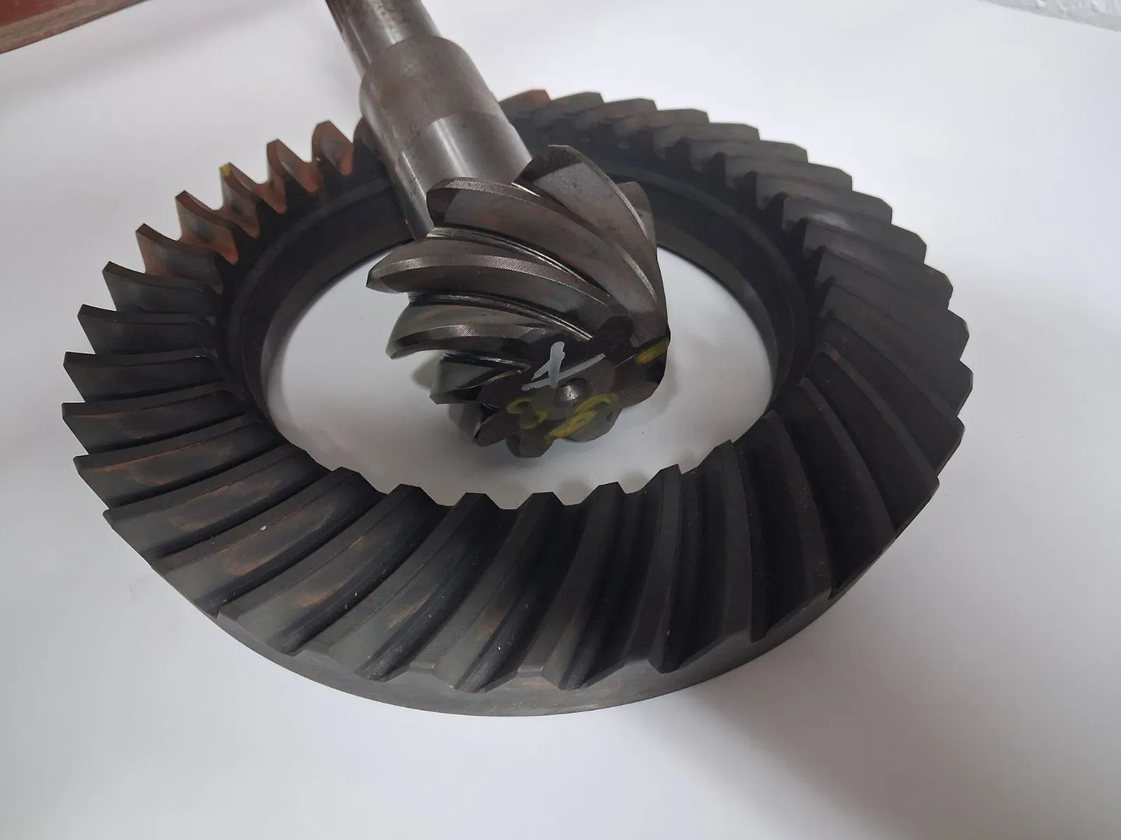 Brand New Genuine Nissan Final Drive Assembly – Part No. 38100-05J71 – photo 3