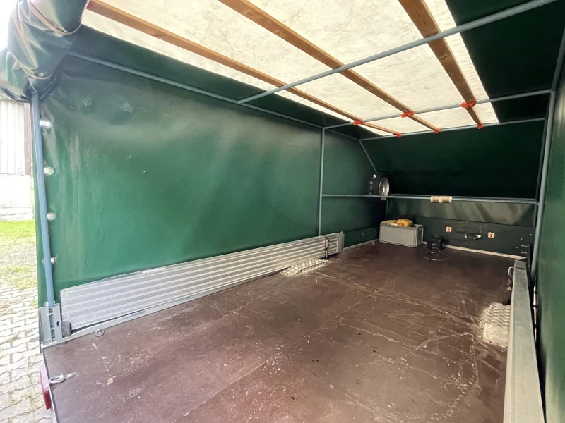 Covered trailer