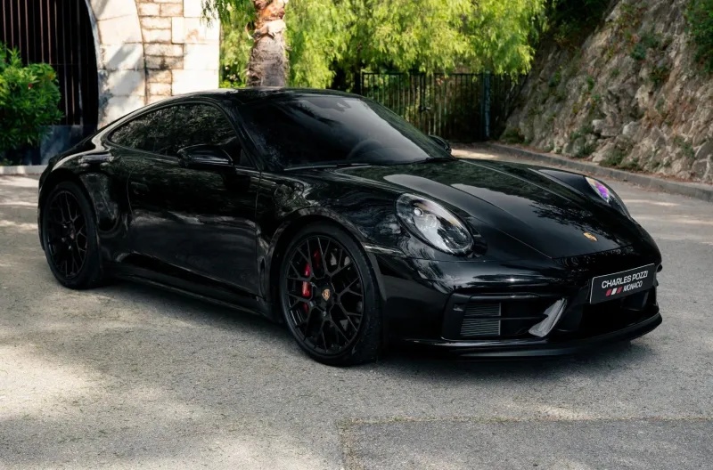Porsche 911 Carrera GTS