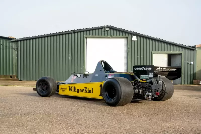 SHADOW DN11 - 02 F1