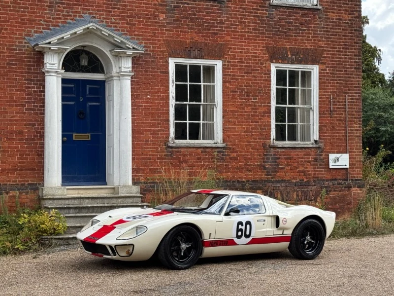 FORD GT40 REPLICA BY TORNADO SPORTSCARS