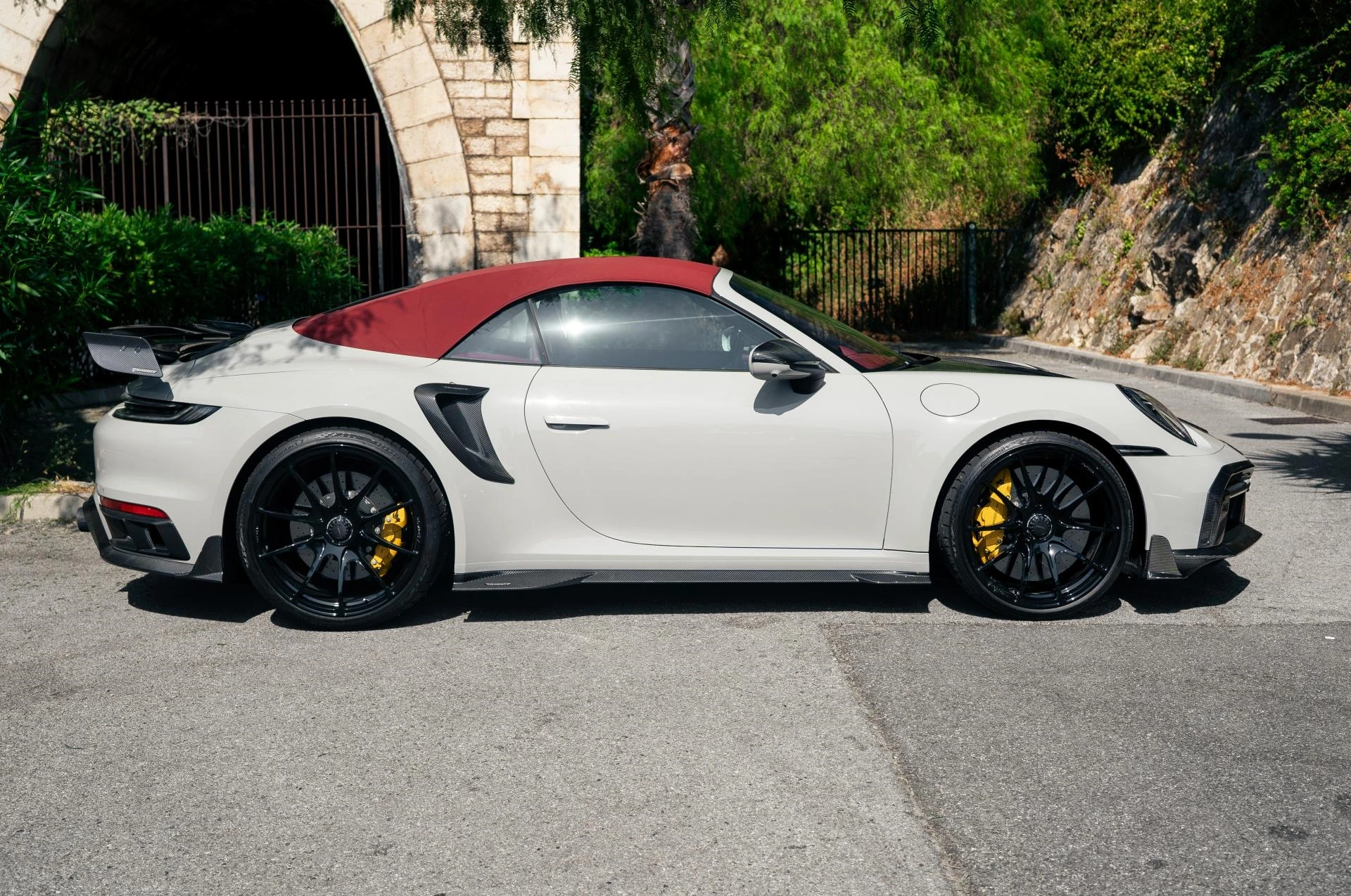 PORSCHE 911 TURBO S CABRIOLET – photo 3