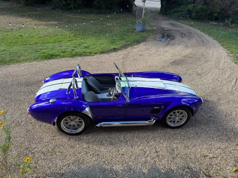 COBRA D'AK SPORTSCARS, CHÂSSIS SUPERLÉGER DE 3e GÉNÉRATION, V8 5,7