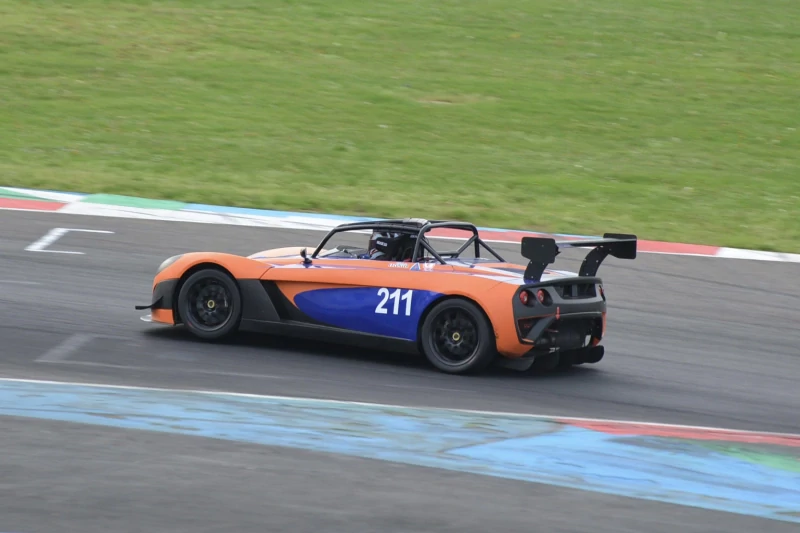 Lotus 2 eleven gt4