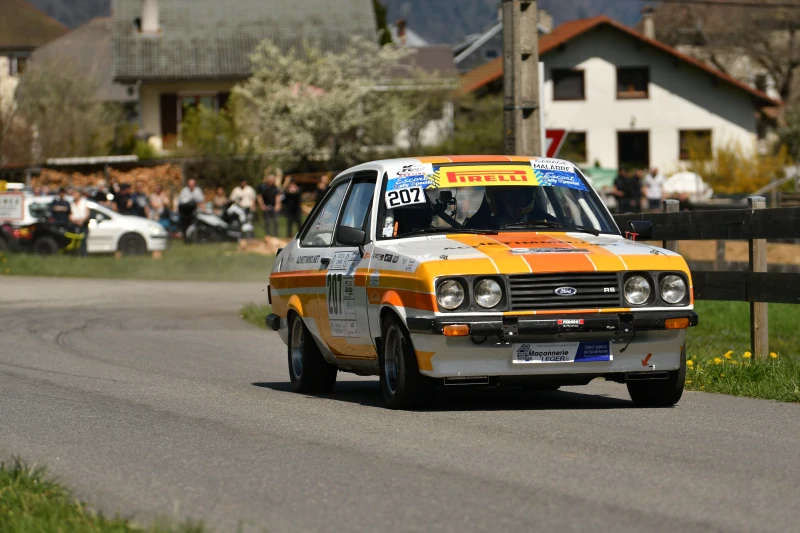 Escort RS2000 group2 VHC