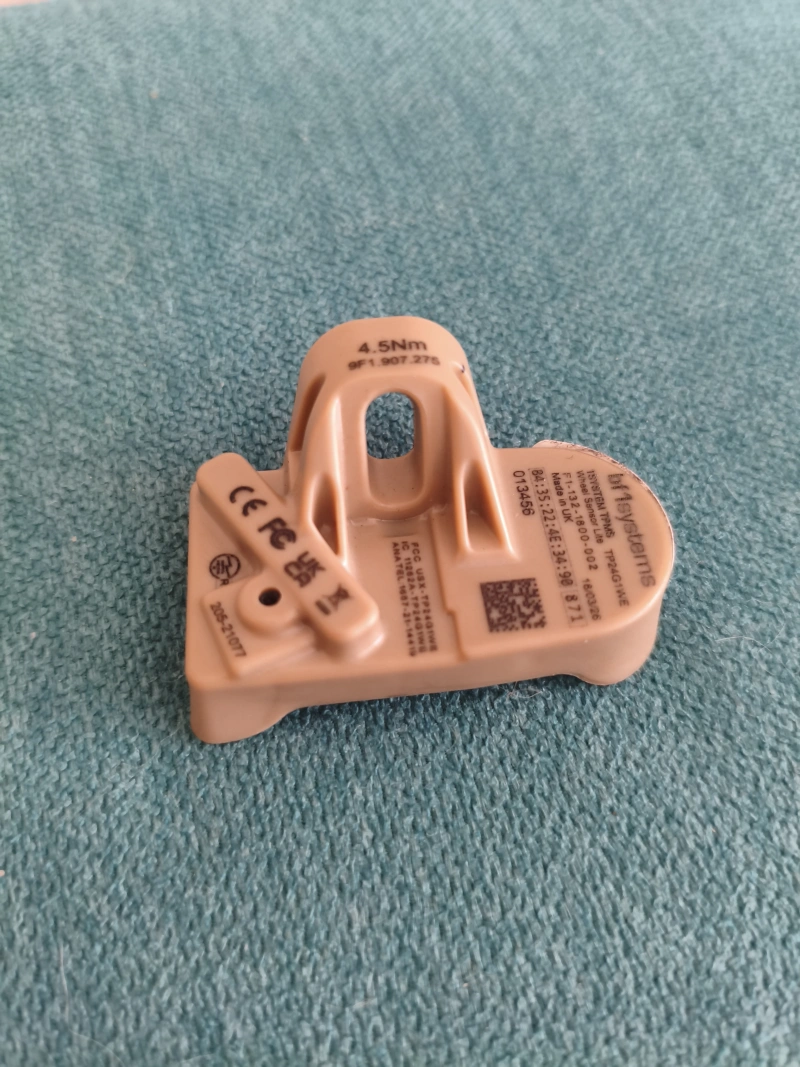 Porsche tyre pressure sensor