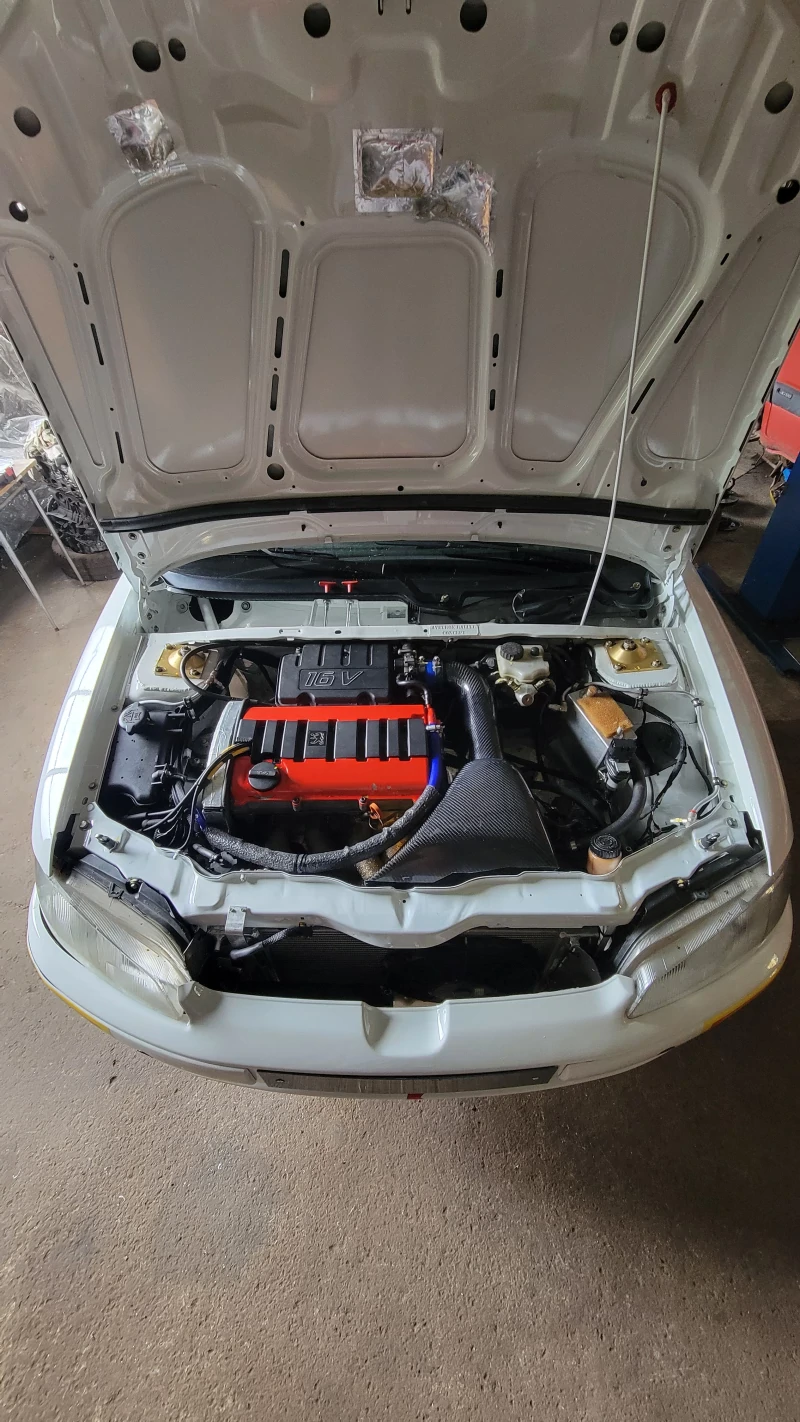 Peugeot 106 F213