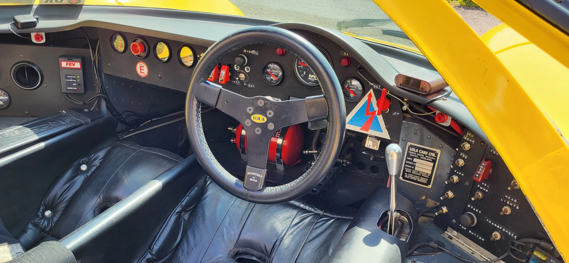 LOLA T70 MK3 B - “Continuation Car” – photo 4