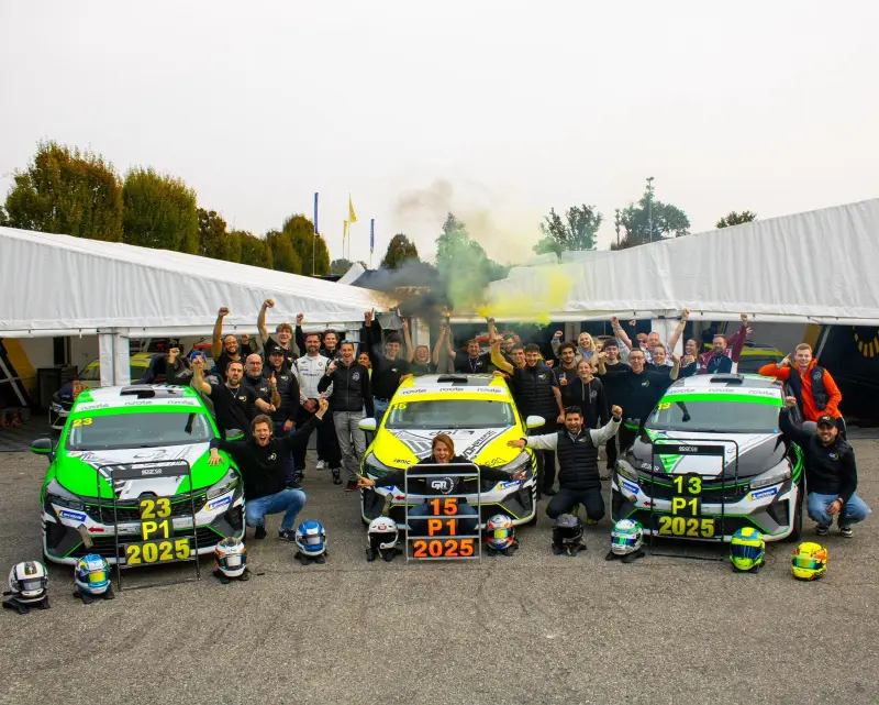 BAQUETS DISPONIBLES EN CLIO CUP