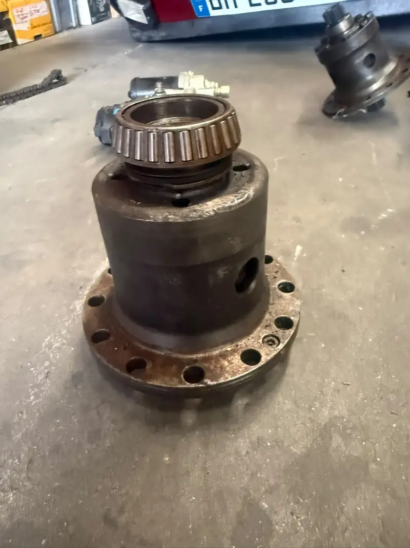 ZF self-locking differential for Porsche Type 915 gearbox