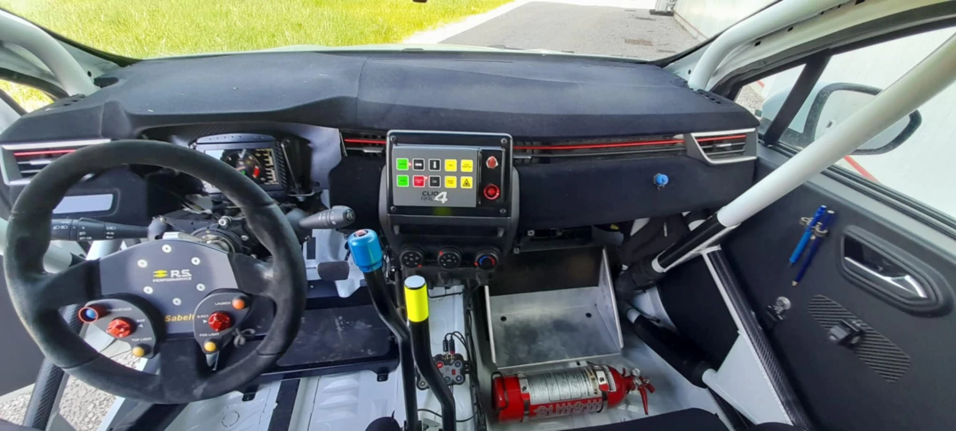 RallyEvents Hire Clio Rally4