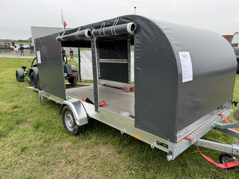 400cm x 188cm tarpaulin trailer made to measure